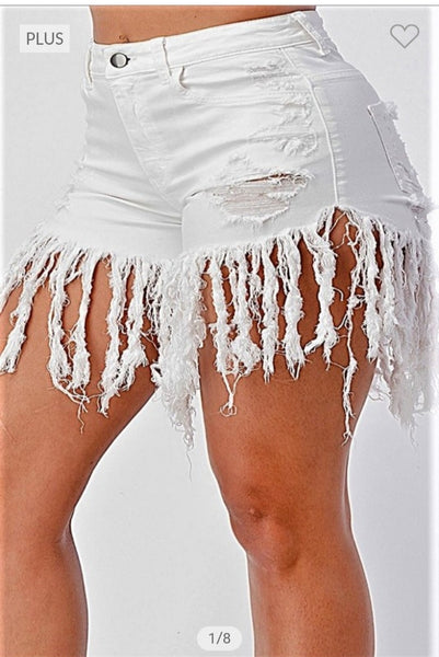 PLUS SIZE HIGH RISE FRINGE SHORTS