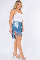 PLUS SIZE CURVY BOTTOM TESSEL  DESTROY JEAN SHORTS