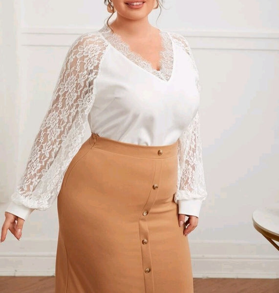 PLUS SIZE FLORAL LACE REGLAN SLEEVE BLOUSE